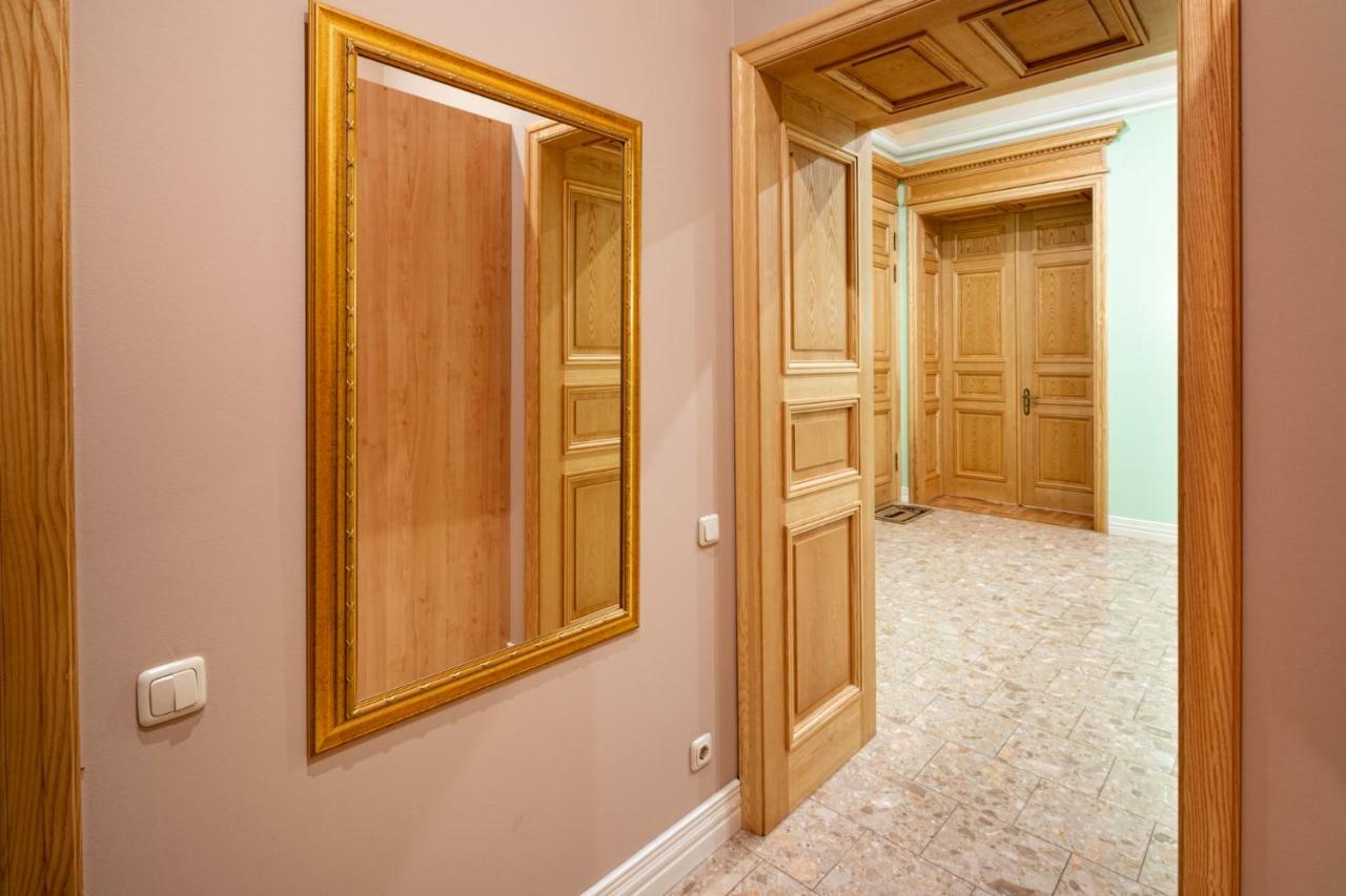 Old Riga 2 Bedroom Vecpilsetas Street Apartment Extérieur photo