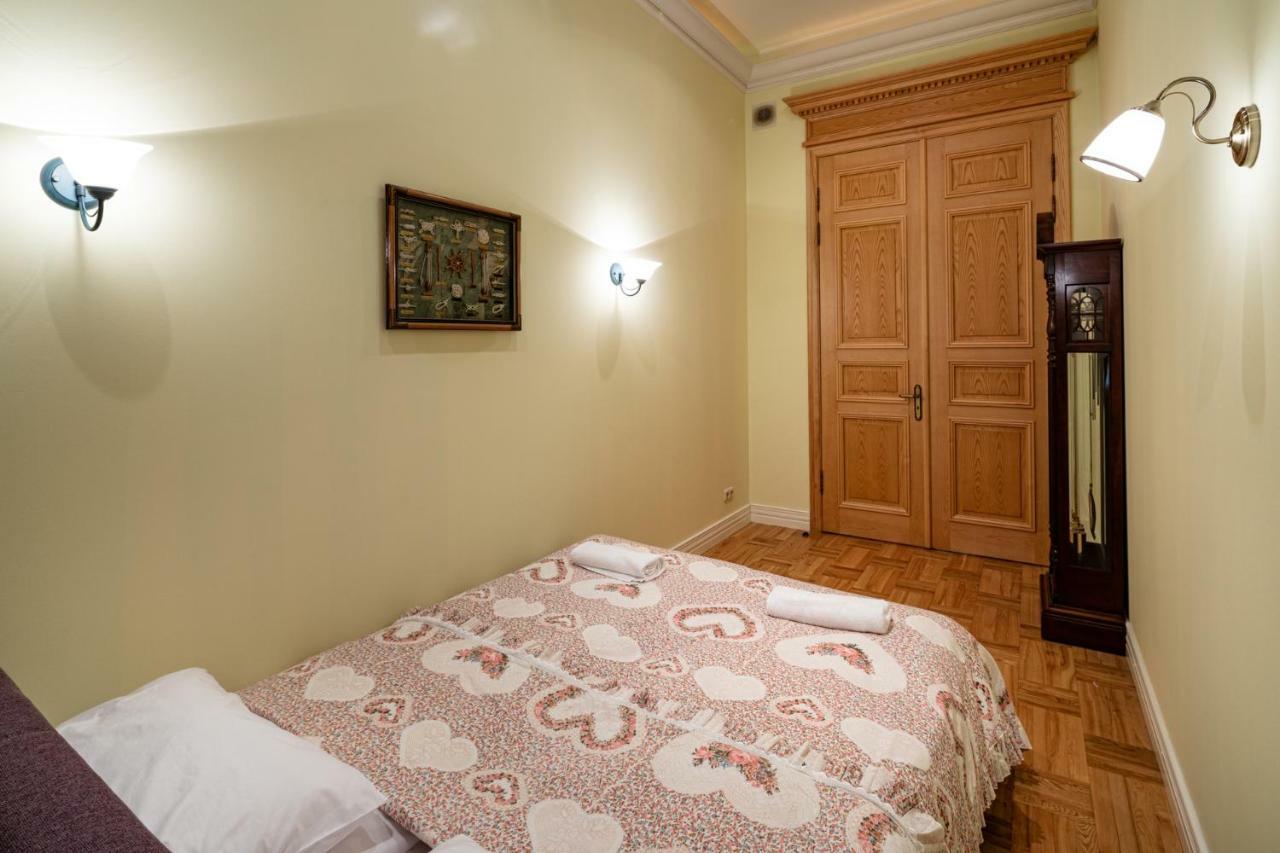 Old Riga 2 Bedroom Vecpilsetas Street Apartment Extérieur photo