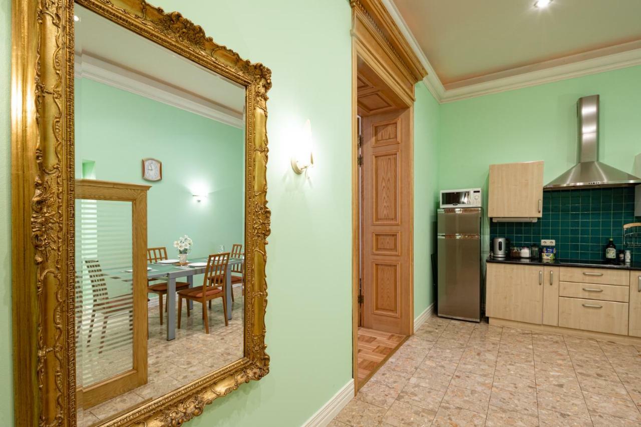 Old Riga 2 Bedroom Vecpilsetas Street Apartment Extérieur photo