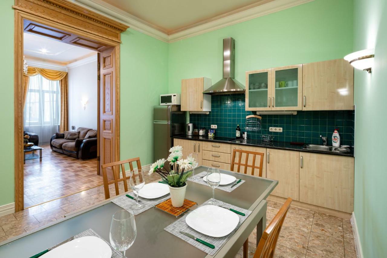 Old Riga 2 Bedroom Vecpilsetas Street Apartment Extérieur photo